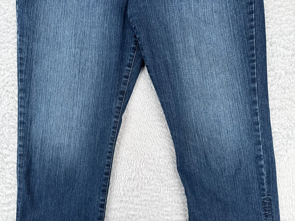 Bandolino Jeans Womens 14 Blue Denim Capri Karyn Boyfriend Cotton Blend 34x25 - Image 3 of 4