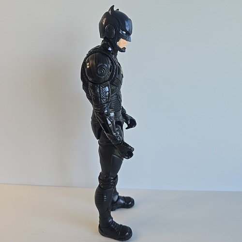 DC Batman Adventurers Action Figure 67809 30cm - Picture 9 of 10