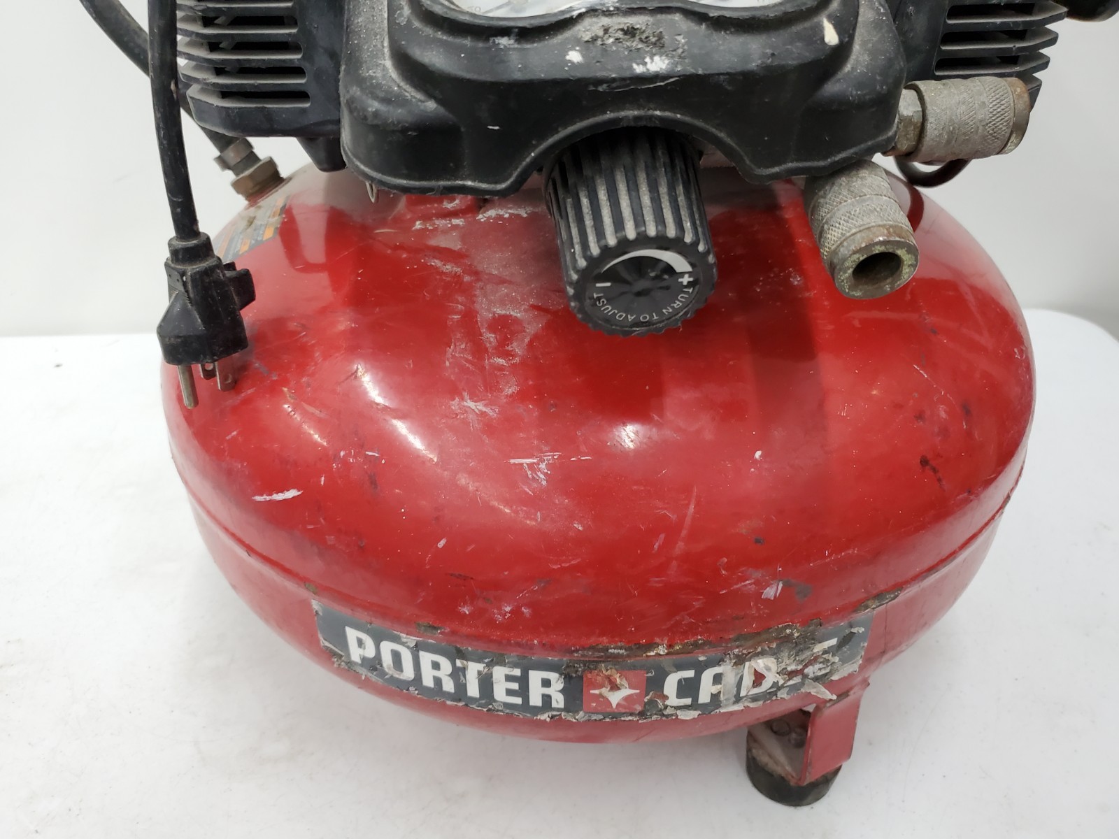 PORTER-CABLE C2002 Pancake Air Compressor 6 GALLON (132451-2 JR EE1)