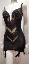 Vintage 50s 40s SEXY CORSETRY BOMBSHELL Lace Black Lingerie LADY MARLENE 34C 510