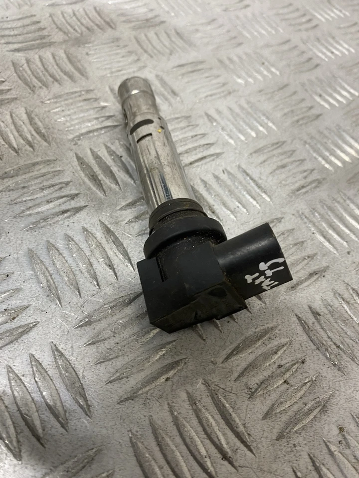 VW Scirocco 137 1K8 Ignition Coil Pack 036905715G - Image 2 of 4