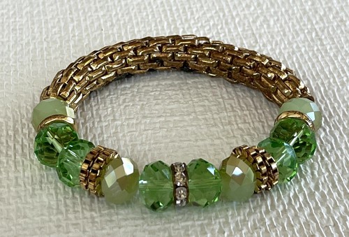 Sparkly Green Faceted Glass Bead Bracelet Gold Tone Stretch *See Description* - Picture 2 of 6