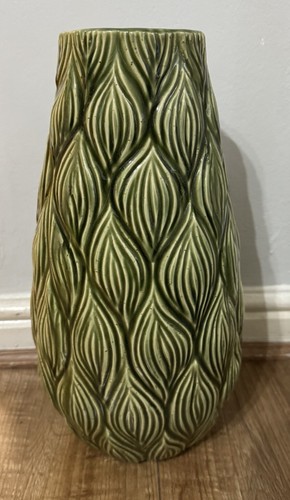 PTMD Green Wavy/Leaf Patterned Ceramic Vase 36x20cm - Imagen 2 de 4