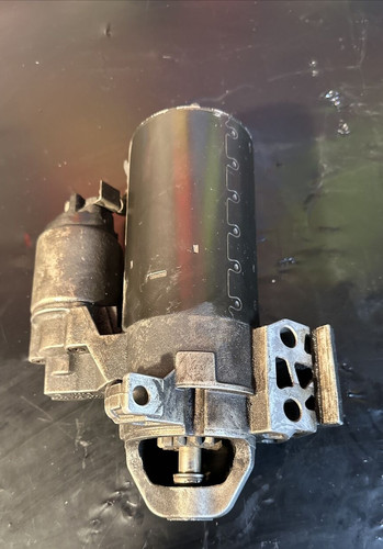 BMW 1er E87 Anlasser Starter 7823700 Bosch 0001139016