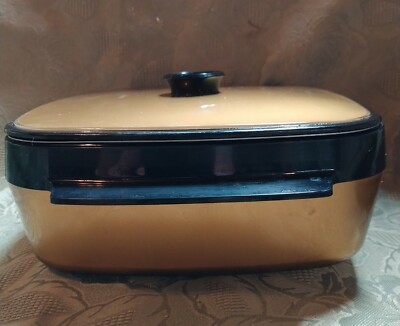Vintage Mid Century Plastic Retro Casserole Dish With Lid