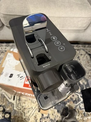 DeLonghi Nespresso Lattissima One