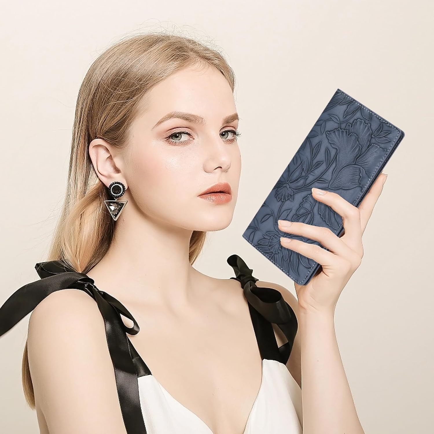 Ultra Slim Thin Wallet for Women Bifold Leather RFID Blocking Designer Credit Ca