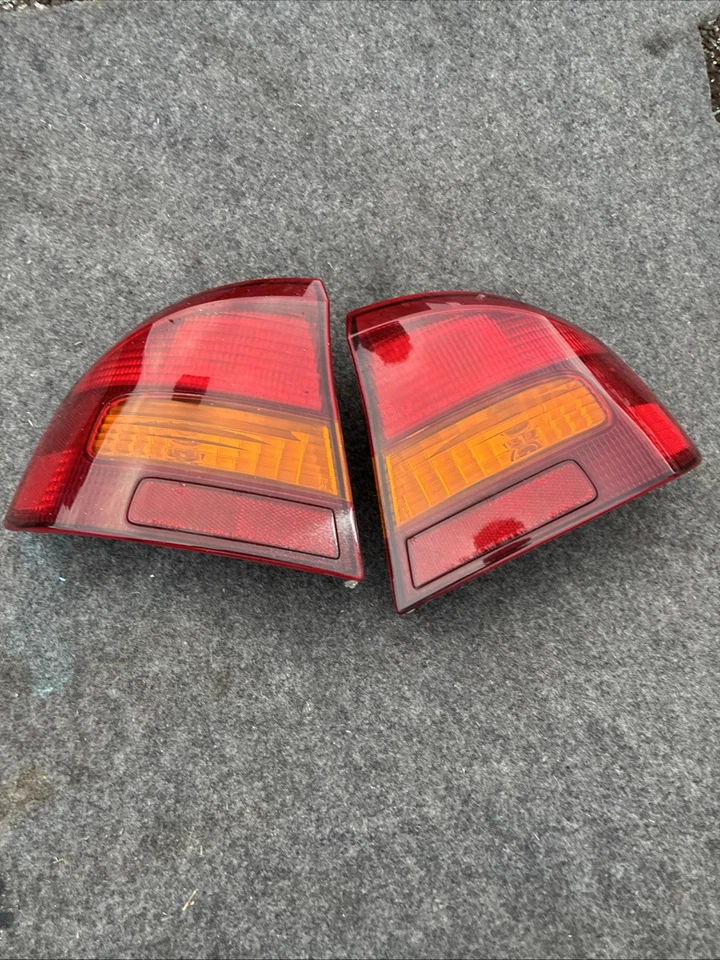 Subaru Legacy B4 BE5 Taillights Tail Lamps NFL 2SD 935 709 Set JDM - Image 2 of 4