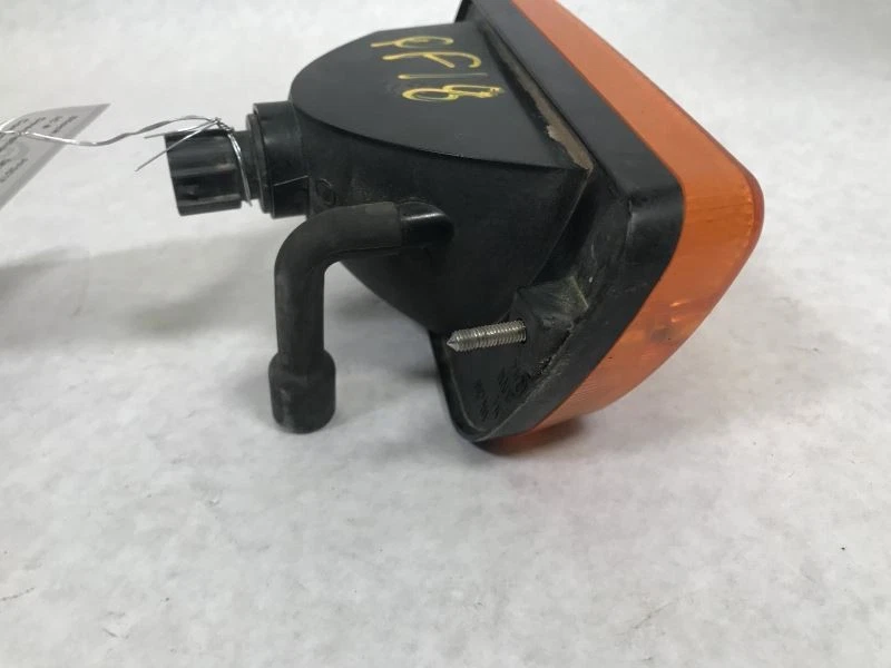 Passenger Corner/Park Light Park Lamp-turn Signal Fits 90 LEGACY 54561 — 第 3/4 张图片