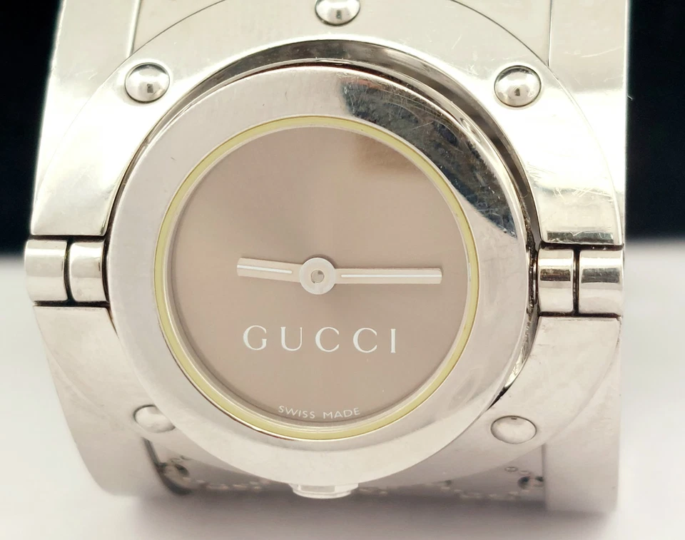 GUCCI Reloj Brazalete Cuarzo Esfera Bronce Giro 112 Acero Inoxidable Dama 23mm Talla 7" Foto 3 de 4