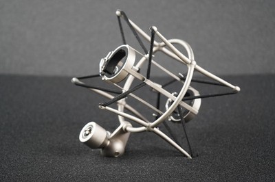 Mikrofon Shock Mount Neumann SM69, SM21 von Peluso Neu und OVP