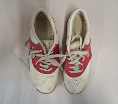 NIKE-VINTAGE 1980s WOMENS SADDLE SHOES-SIZE 7-USED IN BOX-RED/WHITE-880507