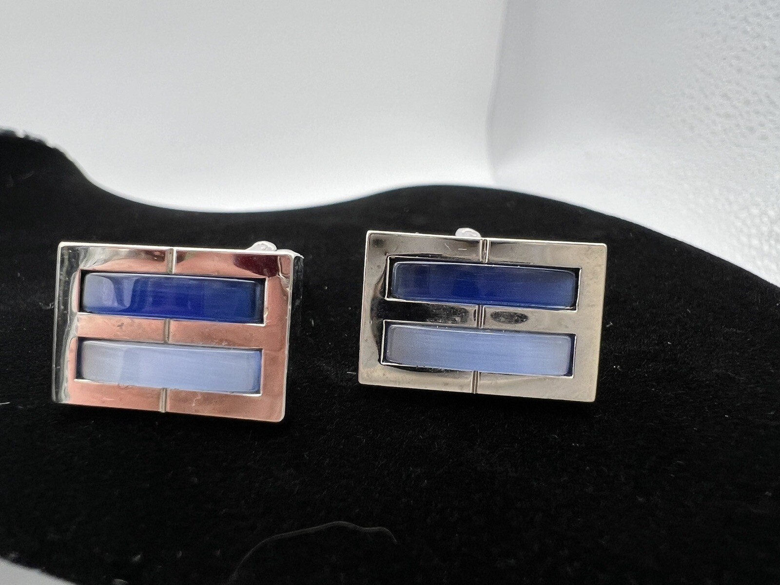 Nice Rectangular Blue With Silver Tone Cuff Links - image 1