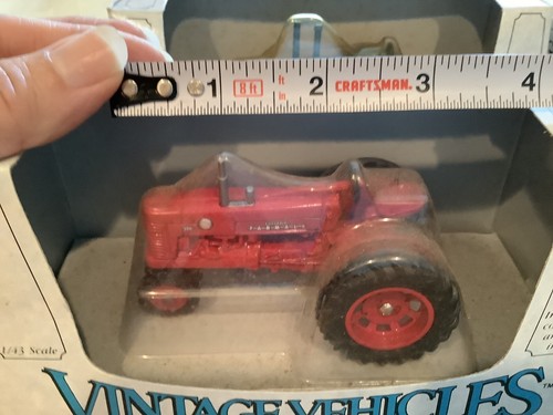 4 Ertl Oldtimer Fahrzeuge 1/43 Farmall 300 Case 500 Massey-Harris 44 Challenger - Bild 11 von 11