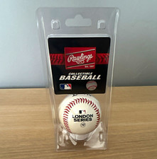Rawlings MLB London Series 19 Collectible Baseball 9in White/Red Seams