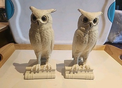 Pair of Boehm Trenton USA White Bisque Porcelain Owl Figurine Book Ends *Read