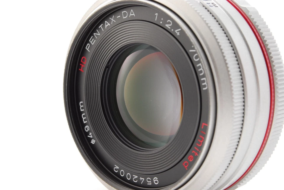 [NEAR MINT] Pentax HD PENTAX-DA 70mm F2.4 Limited Silver Lens From Japan #1372 - Image 2 of 4