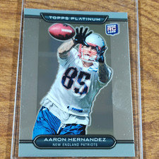 Topps 2010 Topps Platinum Aaron Hernandez Rookie Card #69 New England Patriots. rookie card picture