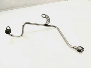 Volkswagen Golf Plus 2010 Benzin 77kW Turbolader Ölleitung Ölschlauch