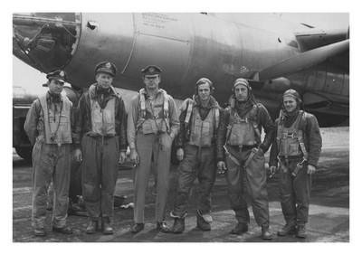 Lt Bollinger and 391st Bomb Group crew in Englend 1944