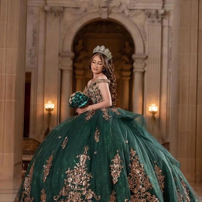 slim fit dress slacks Off-the-Shoulder Green Quinceanera Dress