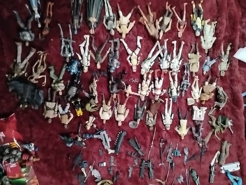 Star Wars Lot 48 Action Figures and Weapons & Misc