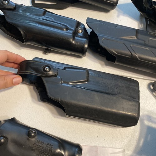 Large Lot Of As-is Safariland duty Holsters Level 2 & 3 - Picture 12 of 24