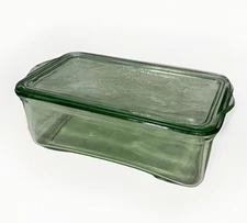 VTG Green Depression Glass Refrigerator Loaf Dish w/ Lid Leaf Vine Motif 1930s