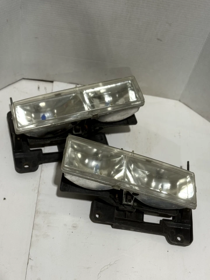 Par de faros delanteros transparentes GMC/CHEVY C/K 1500/2500/3500 1988-1994 USADOS Foto 2 de 4