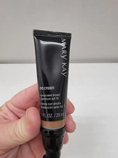 Mary Kay CC Cream Sunscreen Broad Spectrum SPF 15 Skin Protection Very Deep 1 oz