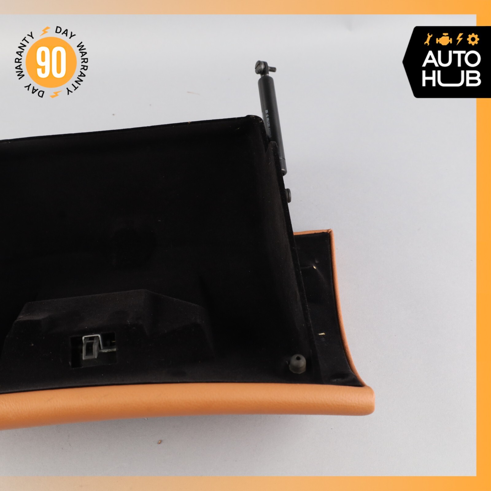 02-07 Maserati M138 GranSport Spyder Dashboard Dash Glove Box Glovebox OEM 46k