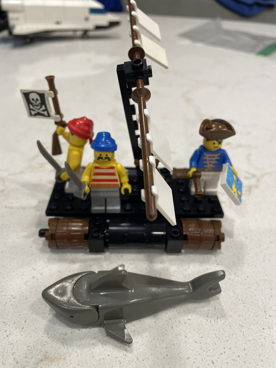 Vintage (1989) LEGO Pirates set 6257 Castaway's Raft With