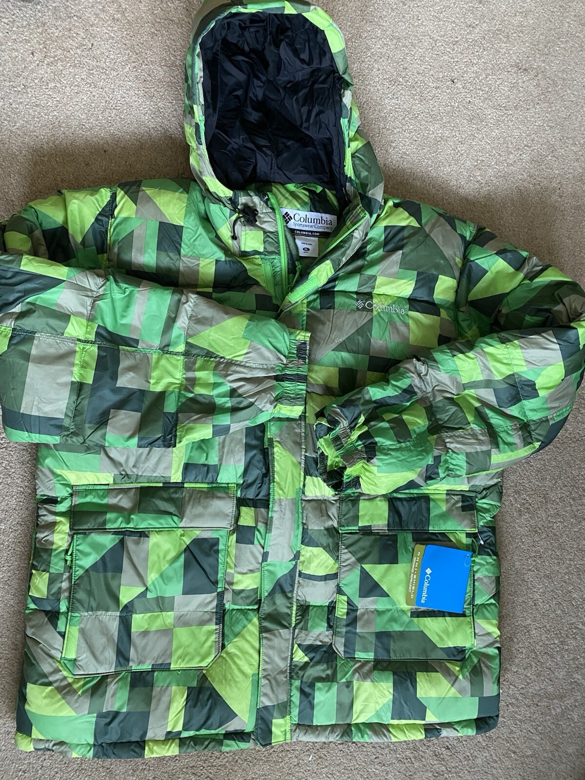 Columbia Puffy Jacket, brand new