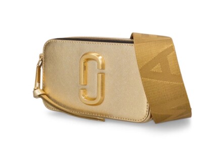 セール☆MARC JACOBS CAMERA BAG クロスボディ スパンコール Marc Jacobs Women's Snapshot DTM Camera Bag, Gold Leather