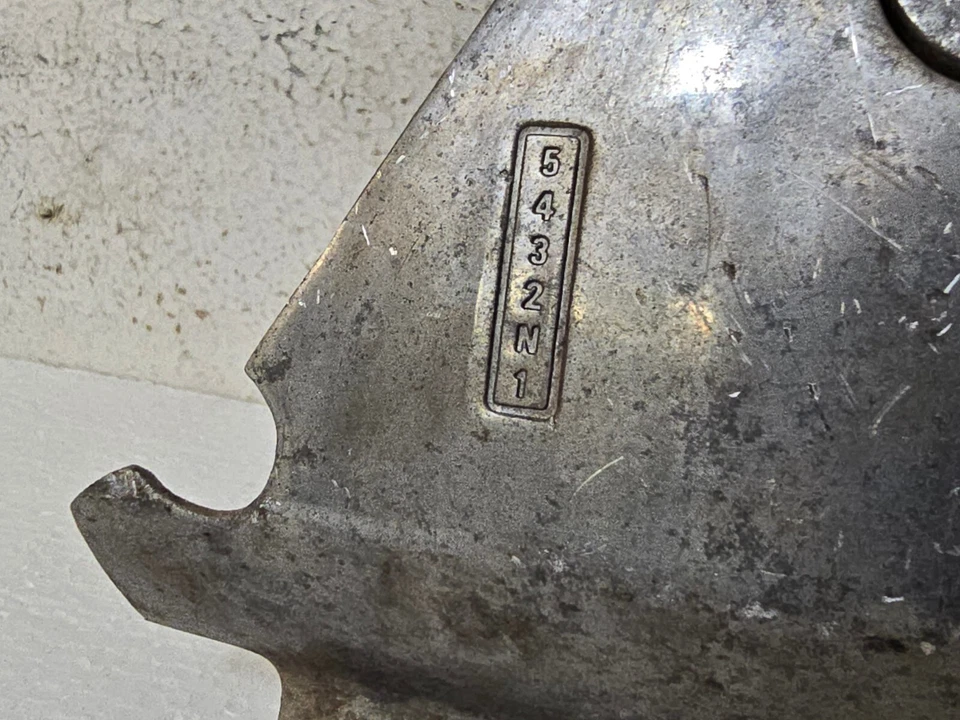 Kawasaki KZ400D 1976 motor piñón cubierta embrague cable actuador conjunto Foto 2 de 4