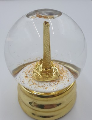 Shanghai Tower Glitzerkugel / Schneekugel Gold Original aus dem Souvenir Shop