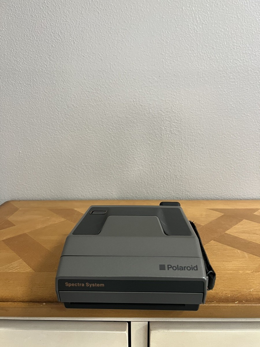 Vintage Polaroid Spectra System Instant Film Camera Quintic Lens