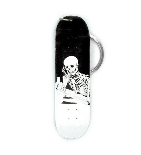 Wakauto Skateboard Schlüsselanhänger 2er Set – Mit Flaschenöffner & Gravur, Silber & Rot, Ca. 10,6 Cm