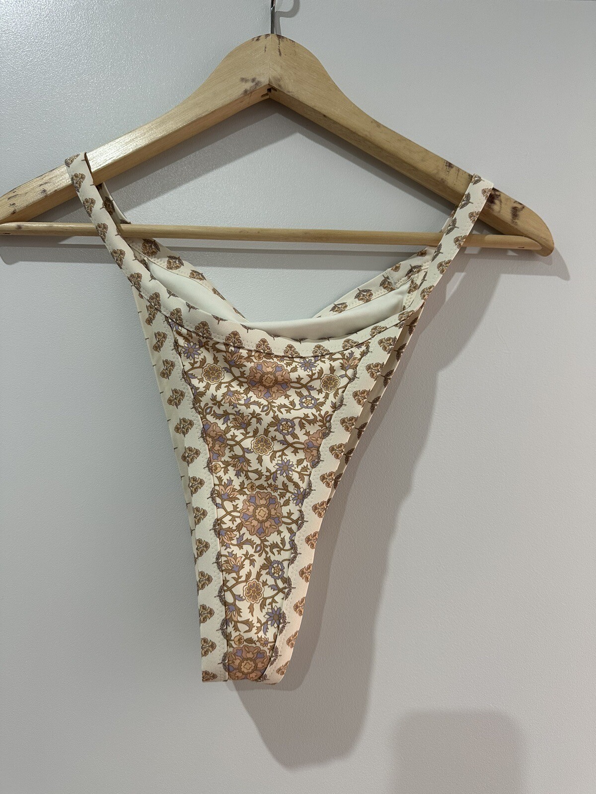 Arnhem Floral High waisted Cheeky high cut Bikini Bottoms Size 14 BNWOT