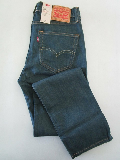 levi's graphic tee mens