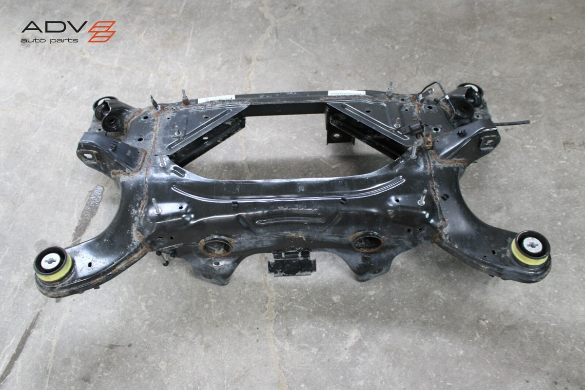 2017-2020 MASERATI LEVANTE REAR SUBFRAME SUB FRAME CROSSMEMBER