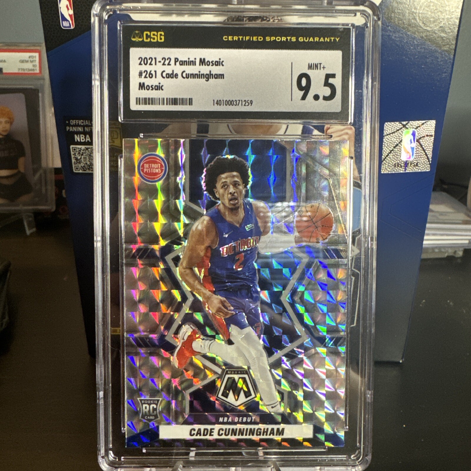 Cade Cunningham 2021-22 Panini Mosaic - Fast Break Rookie Prizm RC #261 ROOKIE