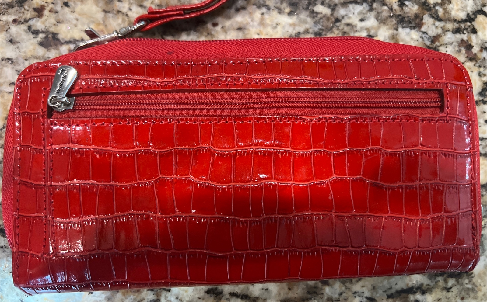 WalletBe Red Leather Large Accordion Wallet Zip Around ID Credit Card Case NWOT eBay