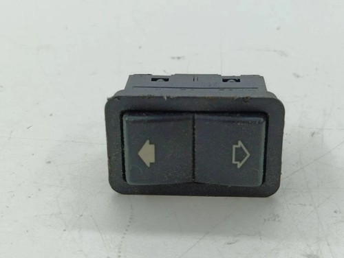 BMW 5 E39 Fensterheber Schalter Vorne links 8368974 3.00 Diesel 135kw 31183347