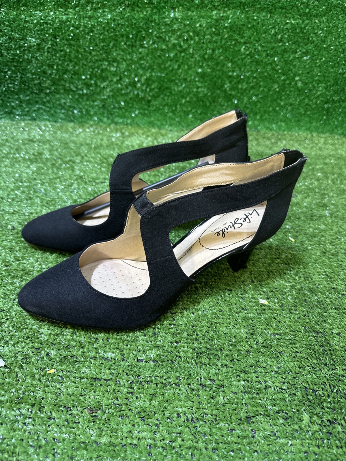 LifeStride Women's Giovanna Zip Up Comfort Dress Heels Black Size: 10 M