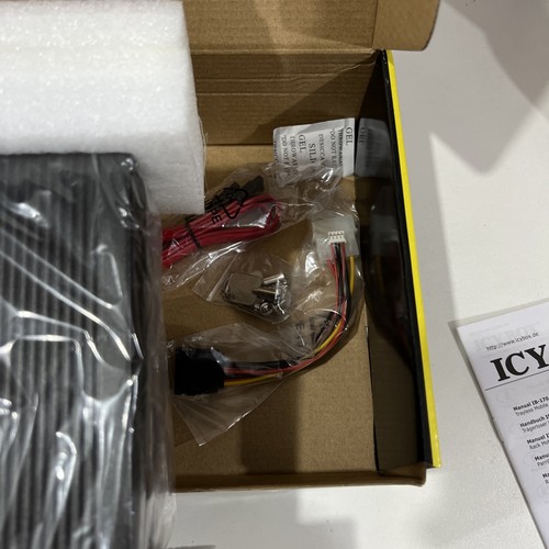 IcyBox IB-170SKB 3.5” SATA, Trayless Mobile Rack - 4 - Afbeelding 5 van 5