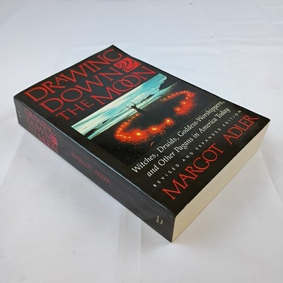 Drawing Down the Moon by Margot Adler 1986, Trade Paperback, Beacon Press