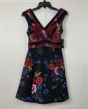 NWT Guess Women Black Multi Dress Size 2