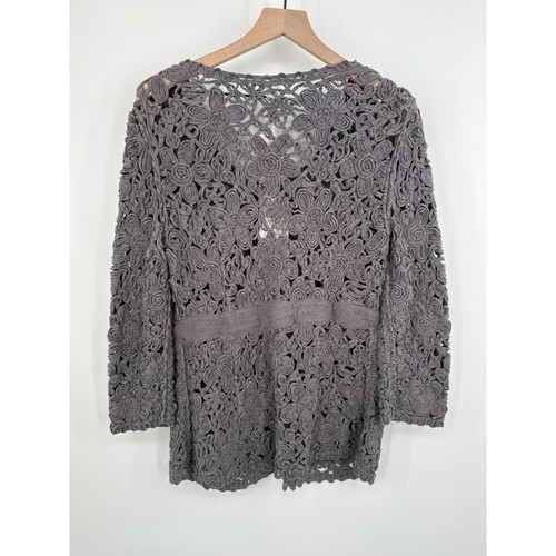 Miilla Chunky Woven Crochet Cardigan Women Medium Gray Floral 3/4 Sleeve NWT - Picture 4 of 12