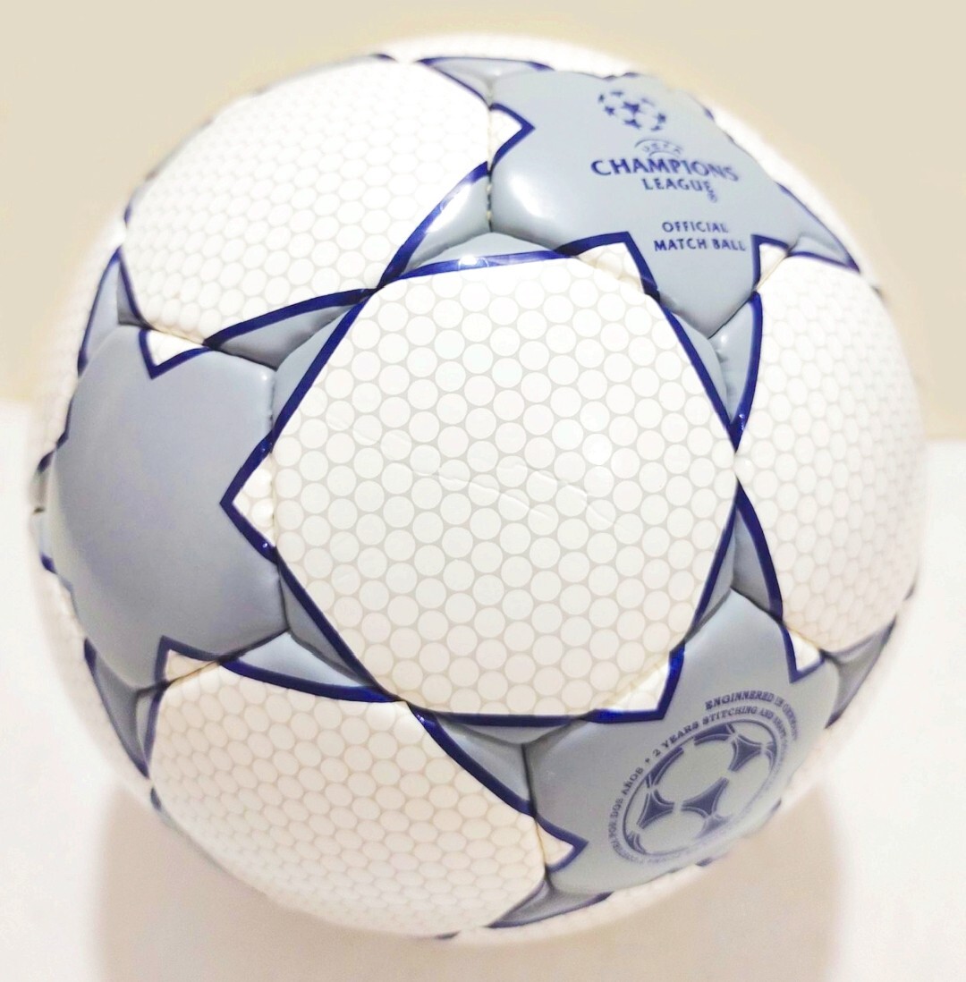 ADIDAS UEFA CHAMPION LEAGUE **FINALE ISTANBUL** 2000/2001 OFFICALL